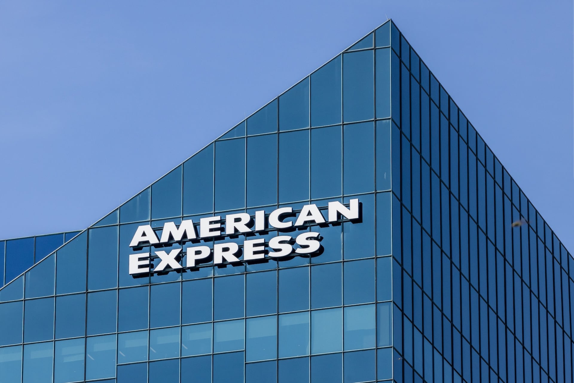 American Express Attributes Recent App Outage to Technical Glitch, Not Security Breach