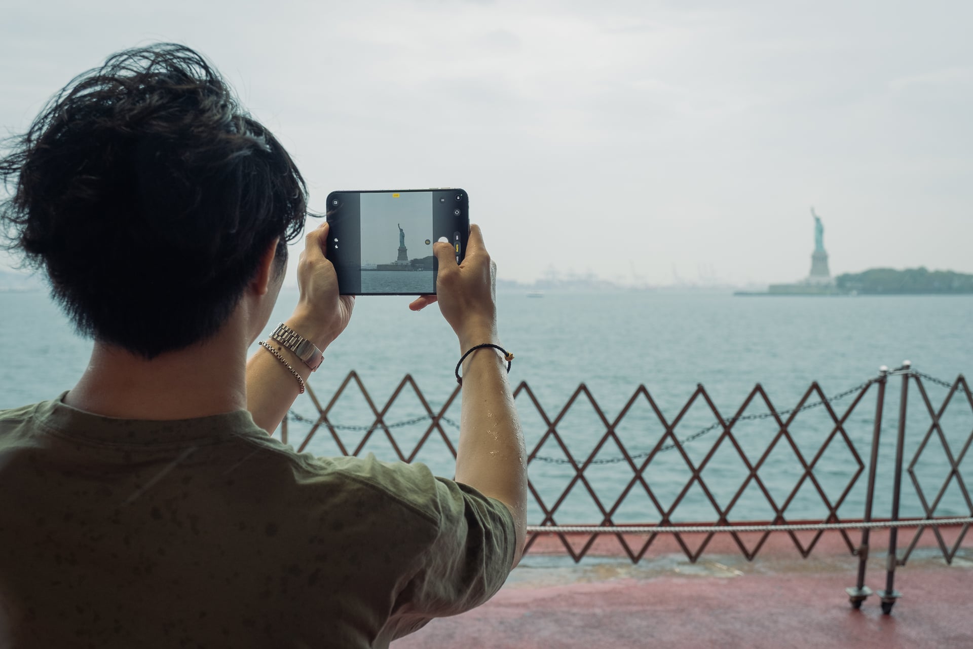 iPhone Duo Review 115