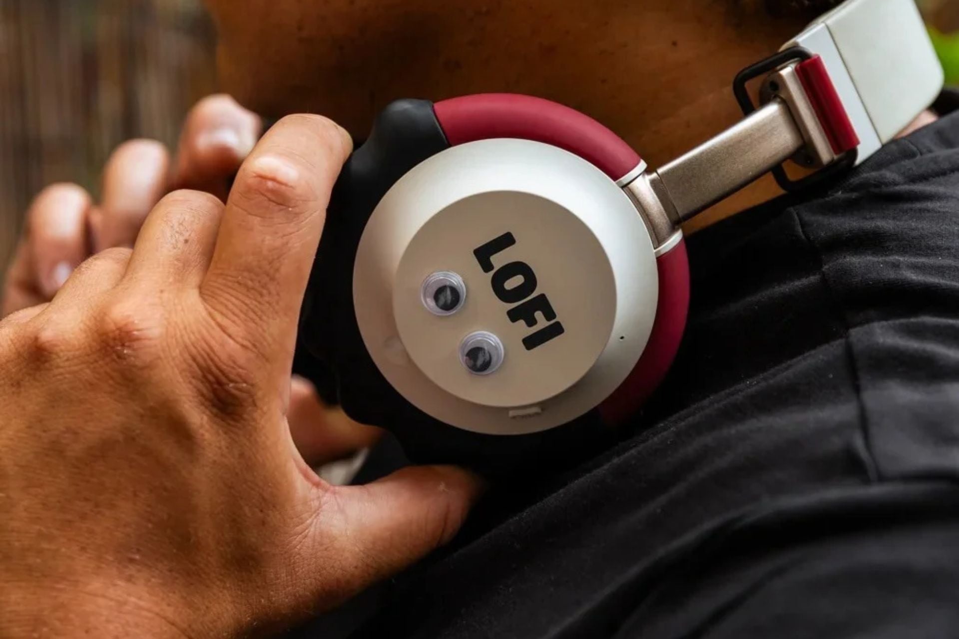 Lofi Girl Headphones (2)