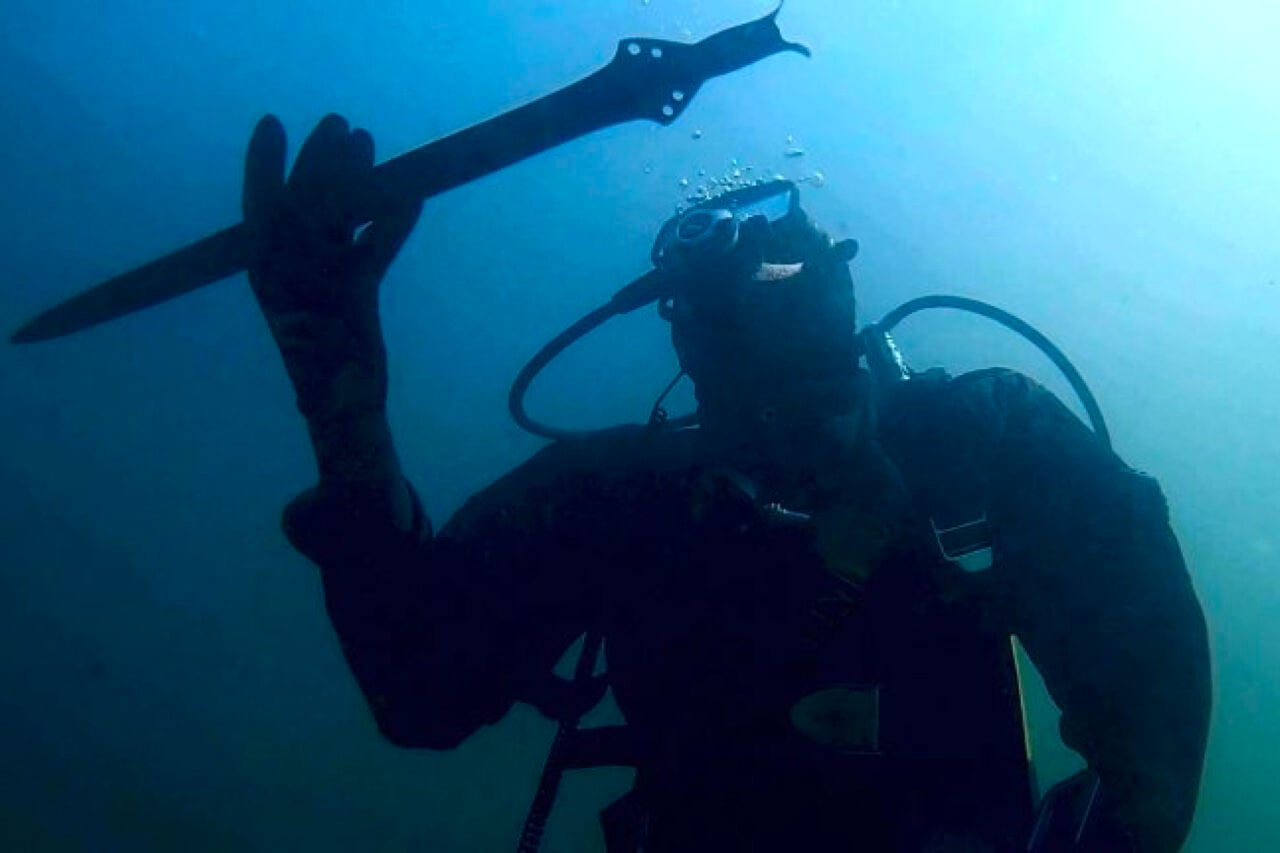 Archaeologists Fished a 3,300-Year-Old Sword From a Volcanic Crater Lake—and It’s Still Sharp
