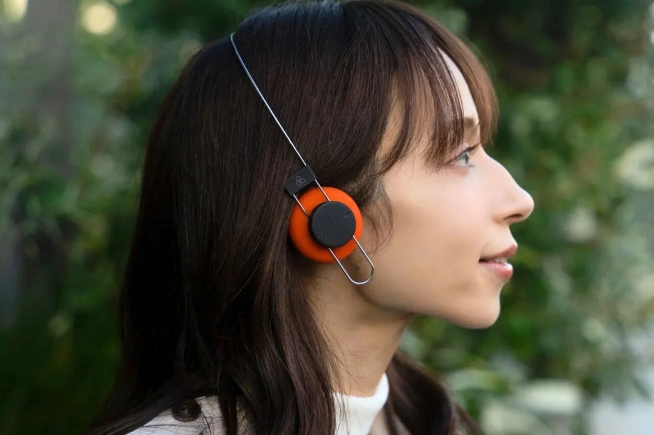 Porta Headphones (1)