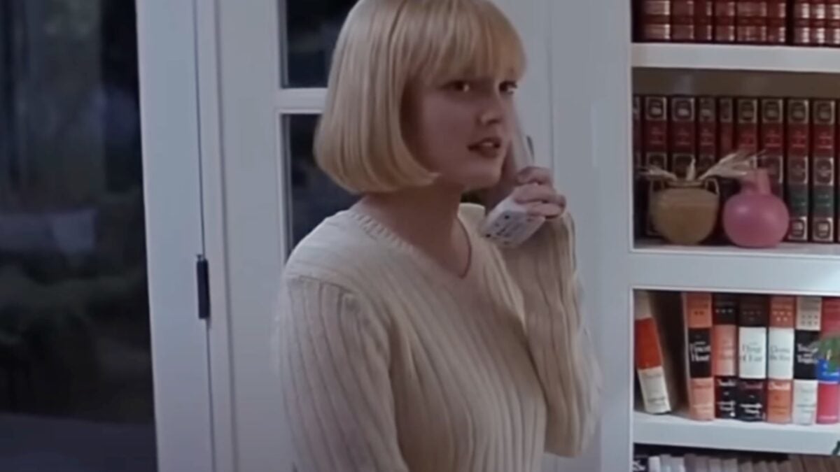This ‘Scream’ Box Set Features a Blood-Spattered Phone That Prank-Calls You This ‘Scream’ Box Set Features a Blood-Spattered Phone That Prank-Calls You